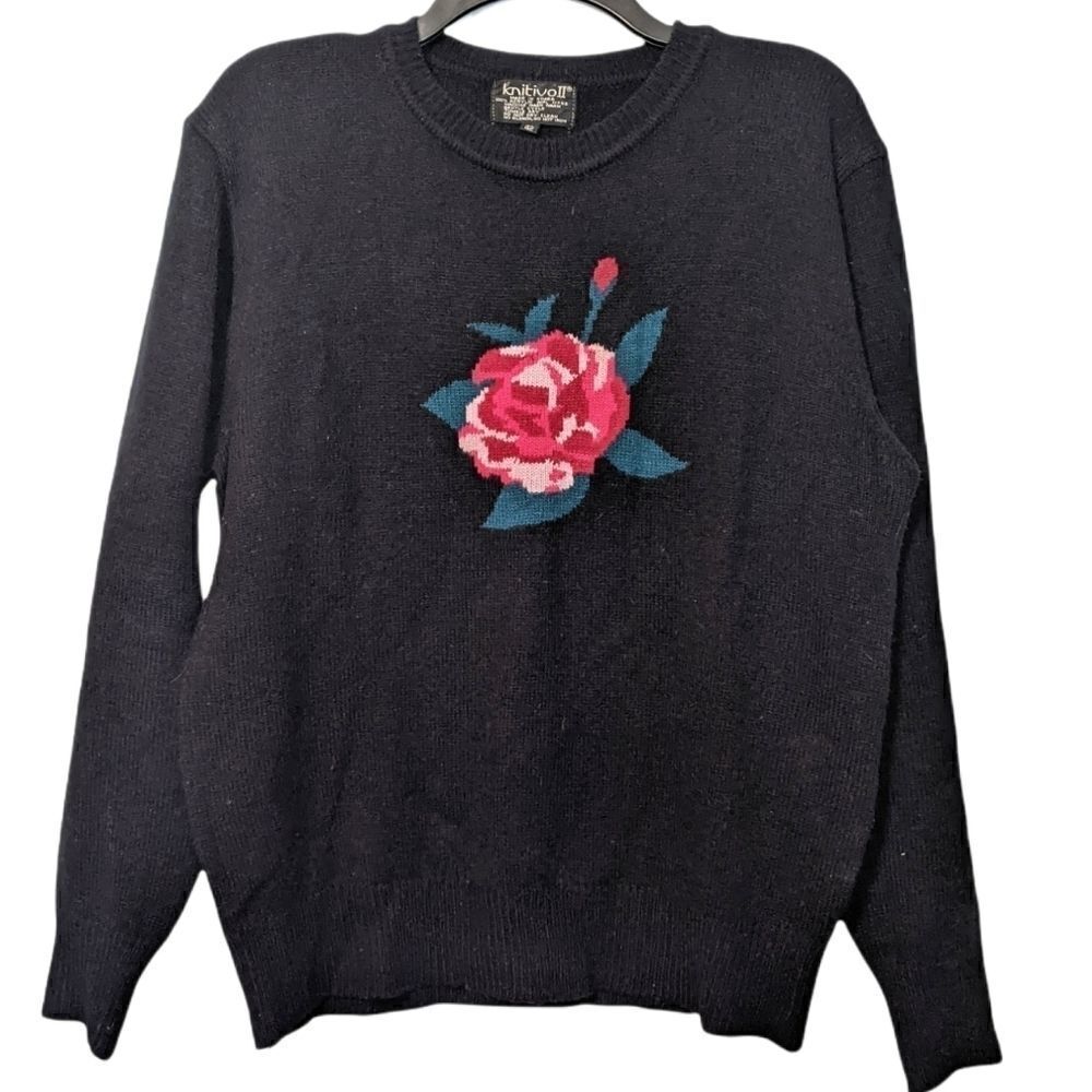 Vintage Knitivoll Rose Sweater Size 42‎
